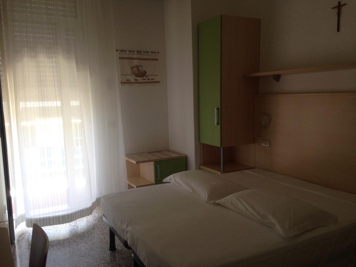 Hotel Lazzarini Bellaria-Igea Marina Eksteriør billede